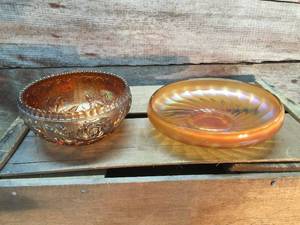 lot 58 image: 2 Vintage Carnival Marigold Glass Bowls
