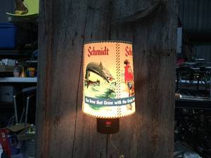 lot 68 image: Unbelievable Vintage Schmidt Beer Rotating Shade Light Featuring Les Kouba Wildlife Scenes