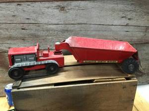 lot 116 image: Antique Structo Earth Mover Pressed Steel Toy