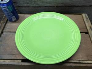 lot 153 image: Fiesta Retired Chartreuse 11-34 Round Chop Plate Platter - Nice