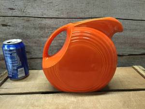 lot 160 image: Fiesta Radioactive Red Pitcher