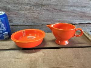 lot 165 image: Fiesta Radioactive Red Creamer and 5-12 Bowl