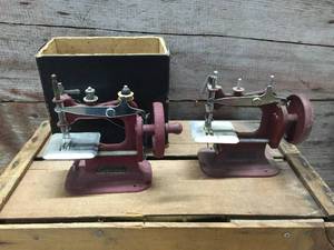 lot 179 image: 2 Vintage Stitch Mistress Mini-Sewing Machines
