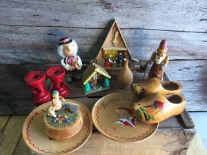lot 206 image: Vintage European Wooden Decor - Figures - Music Box - Shoes
