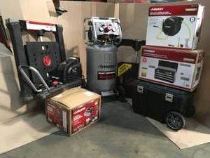 Pallet with Husky Tools and accessories see pictures customer returns various conditions