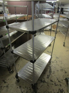 METRO SHELVING CART, NSF