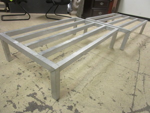 DUNNAGE RACKS, NSF