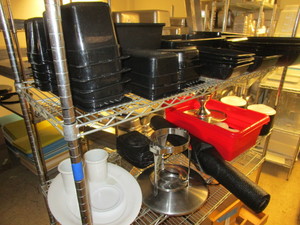 ASSRTD. COMMERCIAL KITCHEN SUPPLIES, BUFFET PANS, TRAYS, MORE
