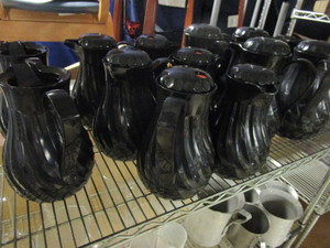 COFFEE URNS, PITCHERS, BEVERAGE DISPENSERS, MEASURING PITCHERS, MORE