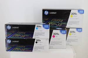 lot 54 image: HP LaserJet Cartridges