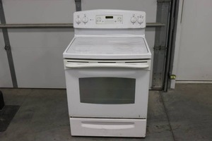 GE Electric Stove