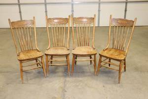 (4) Dining Room Chairs