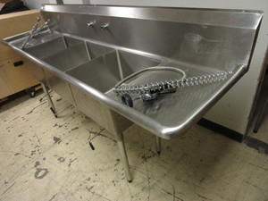 ERNST FULL LINE INDUSTRIAL STAINLESS-STEEL 3-COMPARTMENT SINK, NSF-CERTIFIED