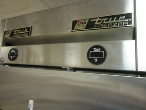 TRUE REFRIGERATOR FREEZER