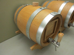 OAK KEGS, EQUIPPED FOR SERVING