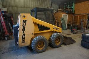 1996 Mustang 960 Skid Loader Skid Steer Reserve Has Been Met