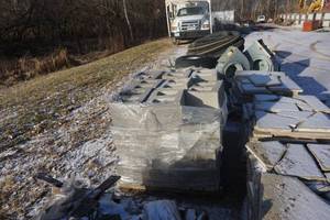Full Pallet Anchor Block Large Wall Stone In Gray