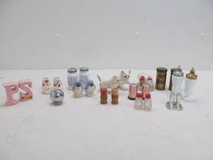 Vintage SaltPepper Shakers
