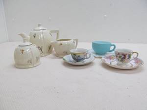 Vintage tea set, cupssaucers