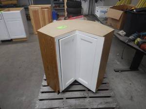 Lazy Susan Cabinet - 12x12 corner, 34 12 tall