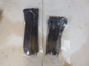 lot 28 image: 2 Packs of Cable Ties (Zip Ties)