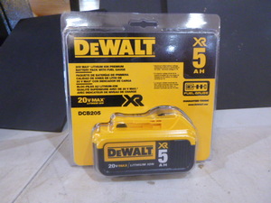 lot 54 image: New DeWalt 20V Max Lithium Ion Premium Battery Pack