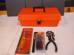 lot 59 image: New 15 Plastic Toolbox with Some Tools