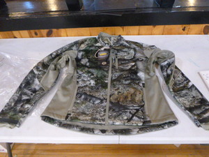 lot 108 image: New Mossy Oak Yukon Womens Jacket
