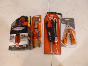 lot 115 image: Fishing Items