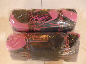 lot 136 image: 2 Buck Commander Fleece Blankets