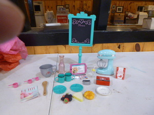 lot 158 image: American Girl Cooking Set