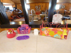 lot 164 image: 18 Doll Living Room Set and Bed