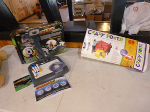 lot 173 image: U-Create and Crazy Forts