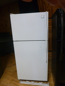 lot 5 image: Whirlpool RefrigeratorFreezer