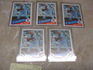 (5) Kirby Puckett Topps Rookie Cards