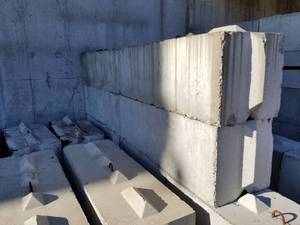 Lot of (5) Concrete Barriers - 6 long x 2 wide x 2 high
