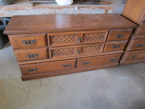 Dresser & Chest