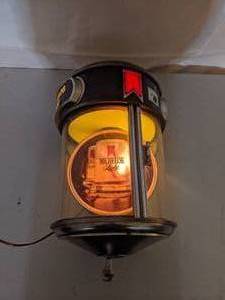 lot 67 image: Vintage Michelob Light Beer Hanging Lantern Light