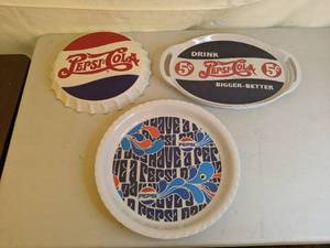 lot 108 image: Assorted Pepsi-Cola Serving Platters