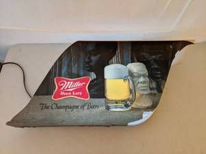 lot 130 image: Vintage Miller High Life Stylized Plastic Lighted Wall Hanging