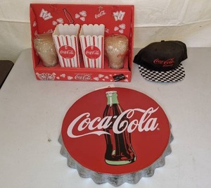 lot 149 image: Assorted Coca-Cola Collectibles