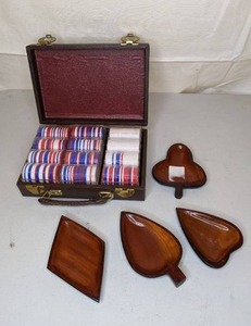 lot 177 image: Vintage Poker Set in Briefcase