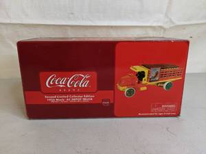 lot 179 image: Coca-Cola 1925 Mack AC Depot Truck Limited Edition Car in Box