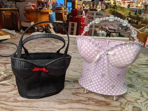 lot 294 image: Womens Bustier Corset Lamp and Purse
