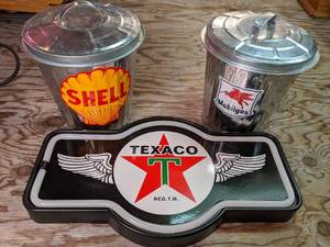 lot 502 image: Texaco, Shell & Mobil Collectibles