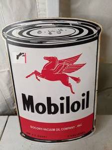 lot 458 image: Mobiloil Can Shaped Metal Sign