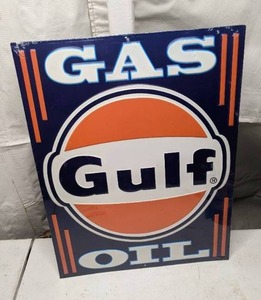 lot 474 image: Gulf Gas Oil Reproduction Sign - New in Packaging