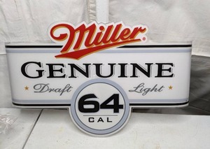 lot 481 image: Miller Genuine Draft Light Wall Hanging