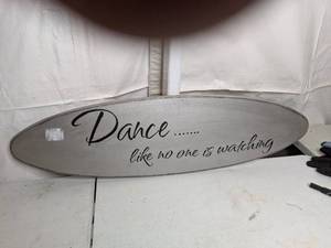 lot 486 image: Kitschy Decor - Signage