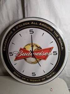 lot 417 image: Budweiser Wall Clock